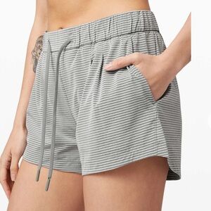 Stroll at sundown shorts
